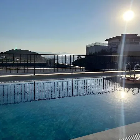 Вилла Luxury Sea View With Pool Гюмюшлюк